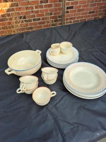 Servies nimy beschikbaar voor biedingen