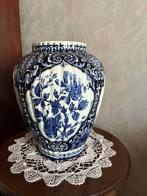 Delftsblauwe vaas, Ophalen, 50 tot 75 cm, Blauw, Aardewerk of Porselein