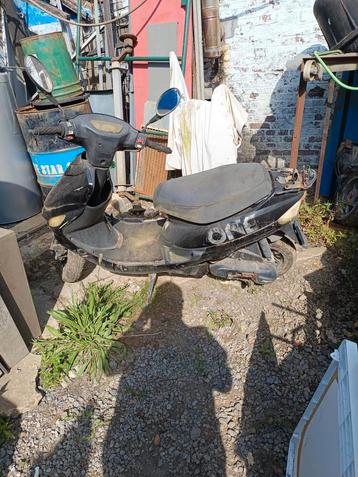 scooter neco one. beschikbaar voor biedingen