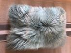Grand coussin en peau de mouton, Maison & Meubles, Enlèvement ou Envoi, Comme neuf