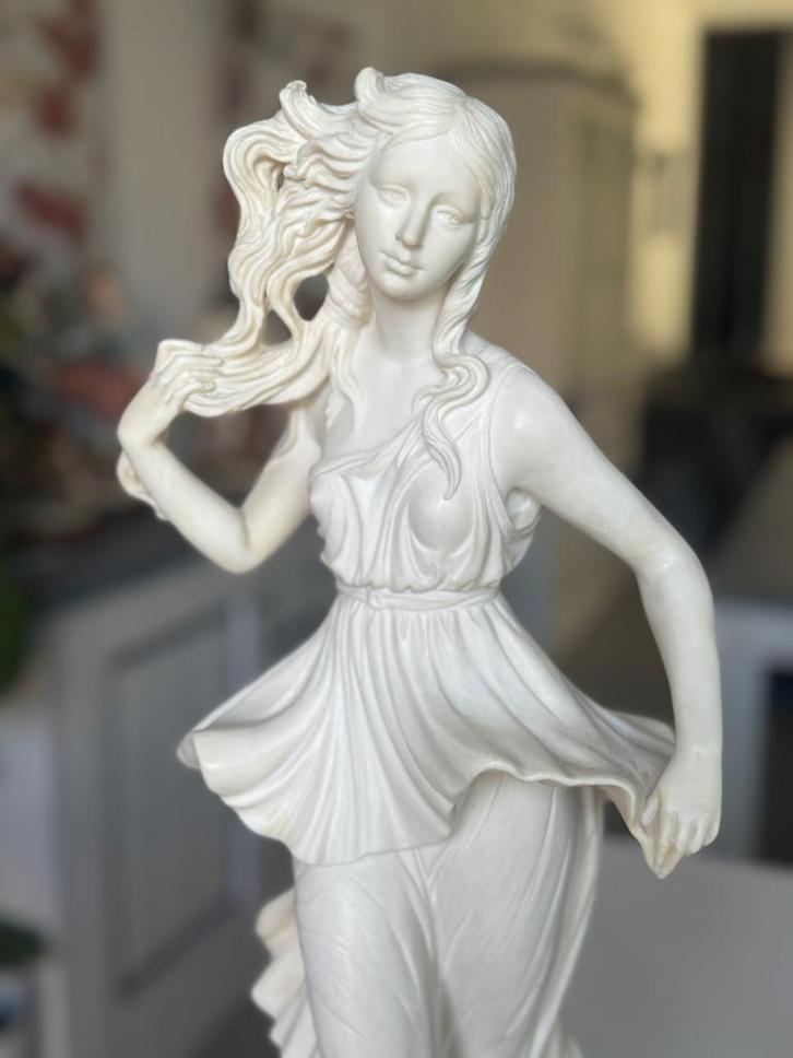 A. Santini Art Nouveau Vrouw Beeld – Italië, 1970, Antiek en Kunst, Kunst | Beelden en Houtsnijwerken, Ophalen