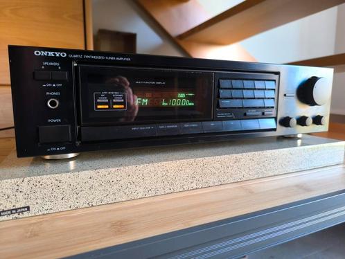 ONKYO Model TX 811 - Quartz Synthesized Tuner Amplifier, Audio, Tv en Foto, Stereoketens, Zo goed als nieuw, Tuner of Radio, Overige merken