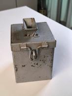 Vintage metalen collectebus, Verzamelen, Ophalen of Verzenden