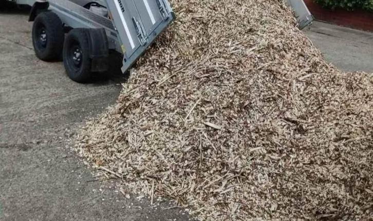 Kwalitatieve houtsnippers, Tuin en Terras, Overige Tuin en Terras, Zo goed als nieuw, Verzenden