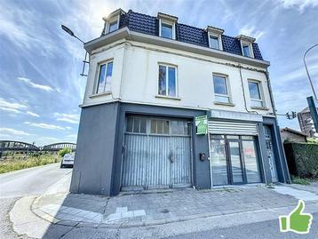 Immeuble à vendre à Mouscron, 5 chambres, Maison individuelle, 313 kWh/m²/an, 5 pièces