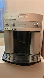 Delonghi Esam3200 Magnifica Espressokoffiezetapparaat, Elektronische apparatuur, Ophalen, Koffiebonen, Zo goed als nieuw, 2 tot 4 kopjes