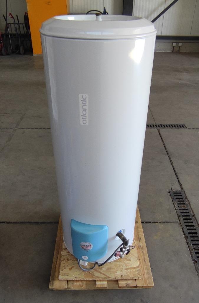 STOCK de boiler électrique occasion 200L, Doe-het-zelf en Bouw, Chauffageketels en Boilers, Gebruikt, Boiler, Ophalen
