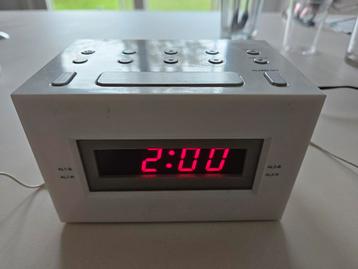 Klokradio beschikbaar voor biedingen