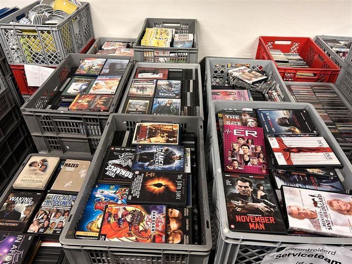 !!OPRUIMINGSACTIE!! DVD ACTIE !! Doos van 100 stuks voor €10, CD & DVD, DVD | Action, Utilisé, Action, Enlèvement ou Envoi