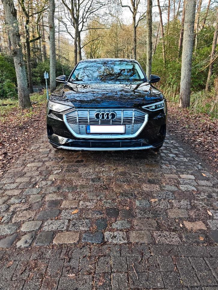 Audi Q8 E-Tron 50 Quattro Sportback Launch Edition, Autos, Audi, Particulier, e-tron, 4x4, ABS, Caméra de recul, Régulateur de distance