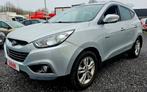 Hyundai ix35 1.6cc Benzine kilometer 61000, Auto's, Zwart, 4 cilinders, 1600 cc, Leder en Stof