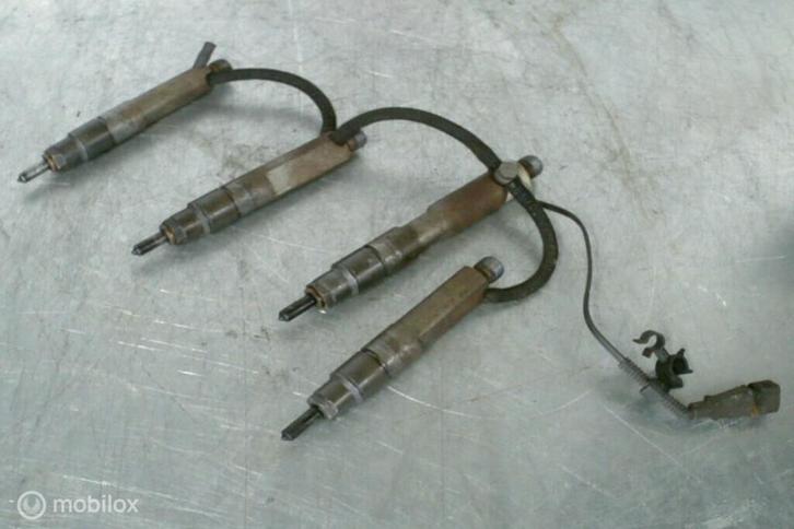 Verstuiver Set ​​028130202P​ ​​ 1.9TDI ALE ALH 90PK VAG, Auto-onderdelen, Brandstofsystemen, Seat, Gebruikt, Ophalen of Verzenden