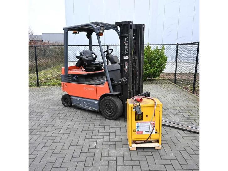 Toyota - 2006 - 7FBMF25 - Vorkheftruck, Zakelijke goederen, Machines en Bouw | Heftrucks en Intern transport, Heftruck, Elektrisch