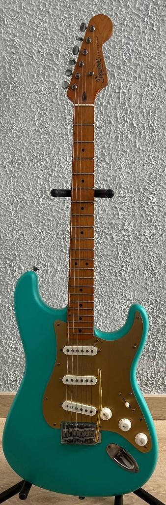 GUITARE FENDER SQUIER 40 ANNIVERSAIRE VINTAGE EDITION SATIN 