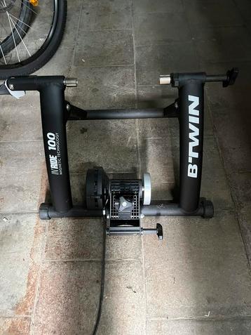 B-twin home trainer, Sport en Fitness, Ophalen, Zo goed als nieuw