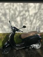 Vespa primavera 50cc, Fietsen en Brommers, Ophalen, 50 cc, Klasse B (45 km/u), Zo goed als nieuw