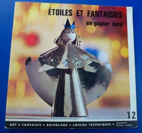 kerstmis  Etoiles et fantaisies en papier doré Brigitte Schü, Diversen, Kerst, Zo goed als nieuw, Ophalen of Verzenden