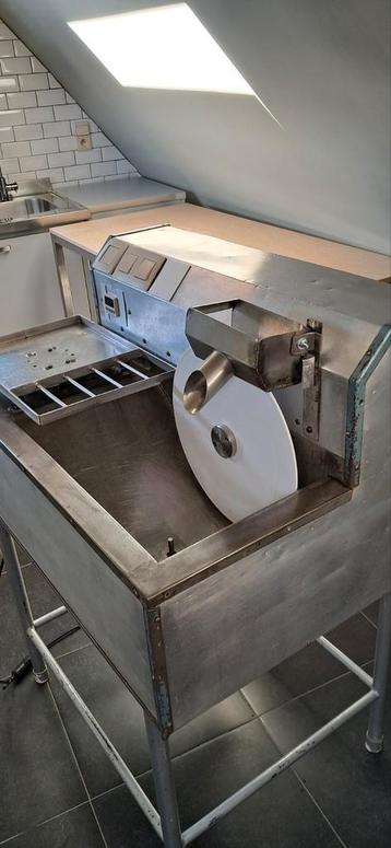 machine à tempérer les roues à chocolat, Enlèvement
