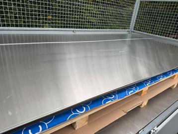 8 nieuwe reststukken RVS 304 afwerking 2B 300cm x 65cm x 2mm beschikbaar voor biedingen
