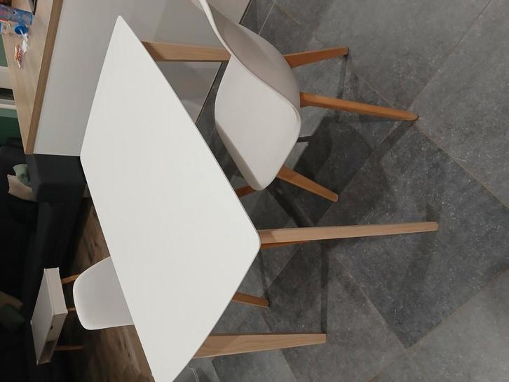 Maison du Monde tafel in zeer goede staat, Huis en Inrichting, Tafels | Eettafels, Zo goed als nieuw, Ophalen