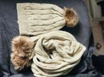 Bonnet écharpe pour femme, Vêtements | Femmes, Bonnets, Écharpes & Gants, Bonnet, Neuf