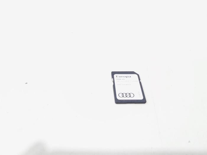 Navigation carte SD d'un Audi A4, Autos : Pièces & Accessoires, Électronique & Câbles, Audi, Utilisé, 3 mois de garantie, Enlèvement ou Envoi
