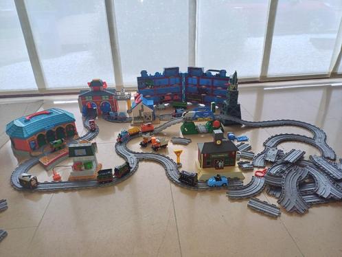Thomas de trein - uitgebreide speelset, Kinderen en Baby's, Speelgoed | Thomas de Trein, Zo goed als nieuw, Ophalen