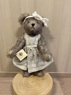 Handgemaakte beer SILKE - 45 cm - grijs - met certificaat, Verzamelen, Beren en Cherished Teddies, Ophalen of Verzenden, Nieuw