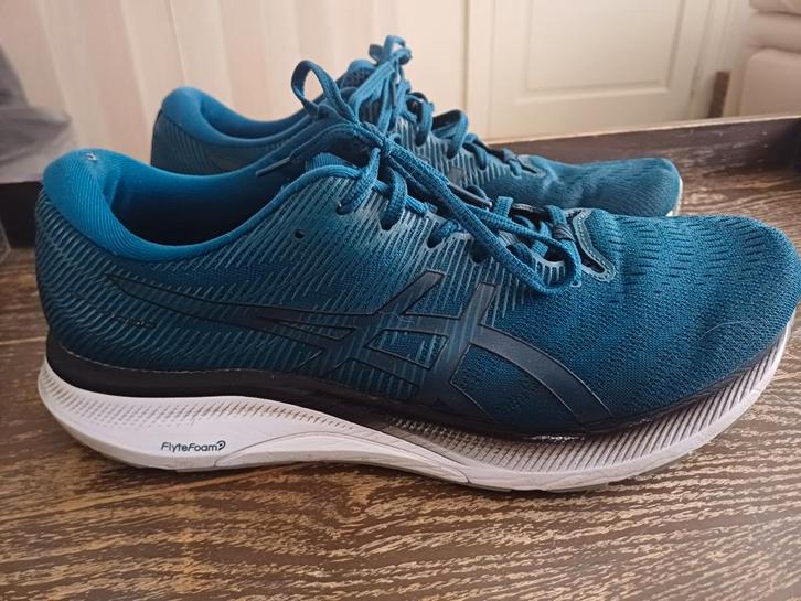 Asics GT 4000. Lite truss, Sport en Fitness, Loopsport en Atletiek, Zo goed als nieuw, Hardloopschoenen, Hardlopen, Asics, Ophalen of Verzenden