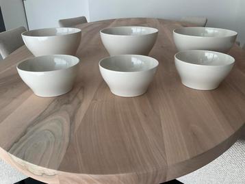 John Pawson keramische potten   Wheb Objects Work beschikbaar voor biedingen