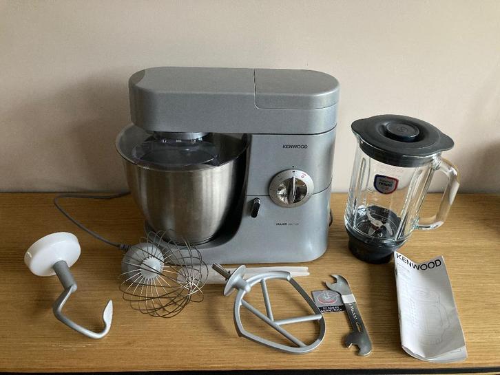 Kenwood keukenrobot en blender, Elektronische apparatuur, Keukenmixers, Zo goed als nieuw, 2 tot 3 liter, 3 snelheden of meer