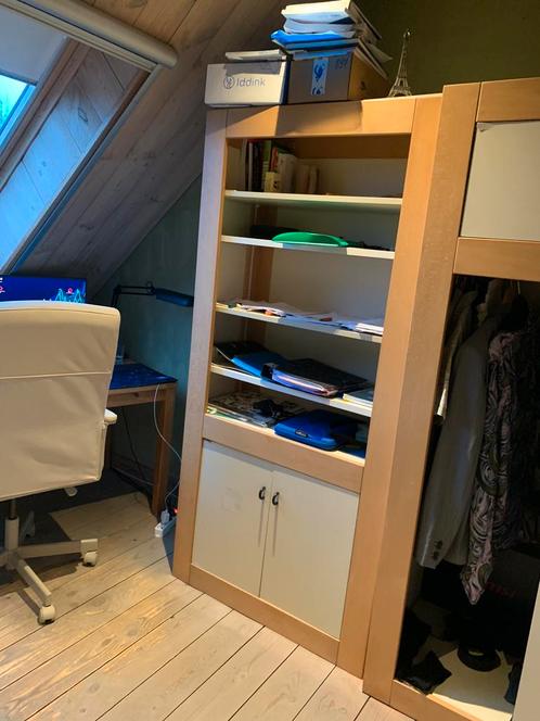 Kamer interieur (bureau, boekenkast, bed), Huis en Inrichting, Kasten | Roldeurkasten en Archiefkasten, Gebruikt, Ophalen