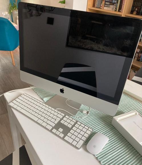 iMac 21,5” 2009 met toetsenbord en muis, Computers en Software, Apple Desktops, Zo goed als nieuw, iMac, 3 tot 4 Ghz, Ophalen