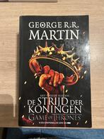 Game of thrones / 2de seizoen De strijd der koningen, Boeken, Ophalen of Verzenden, Zo goed als nieuw, George R.R. Martin