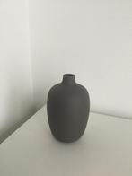 Kleine grijze Blomus soliflora vaas, Ophalen