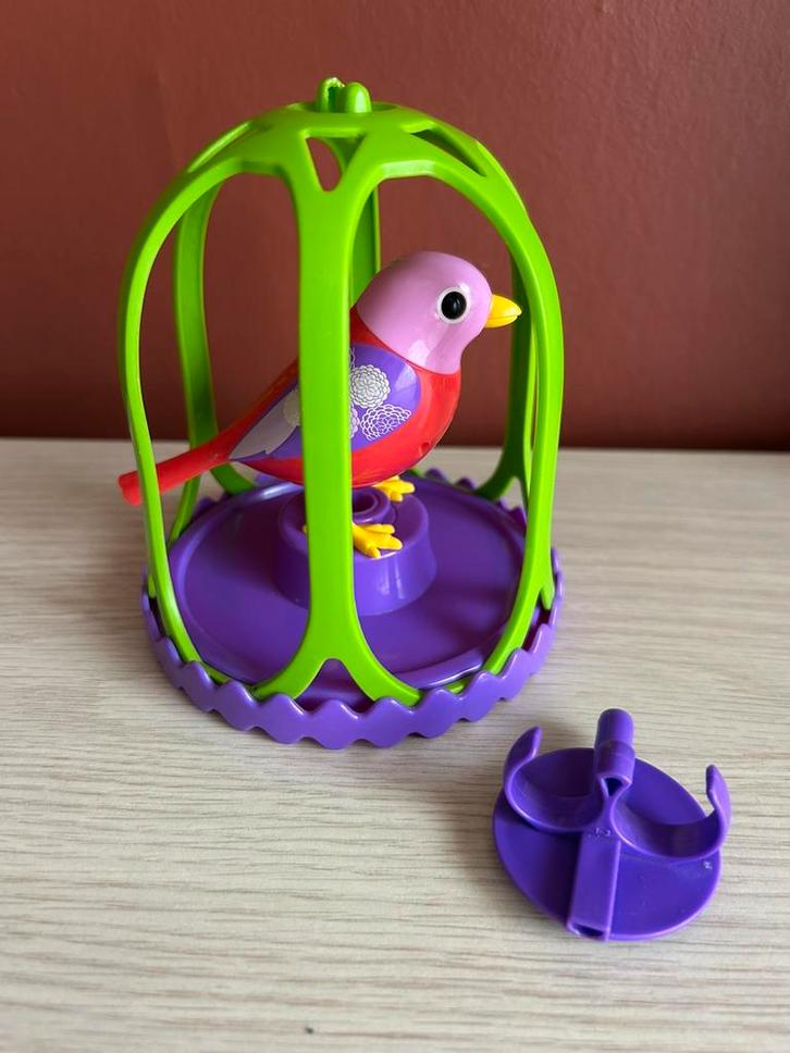 Digibirds vogel rood-paars, Kinderen en Baby's, Speelgoed | Actiefiguren, Zo goed als nieuw, Ophalen of Verzenden