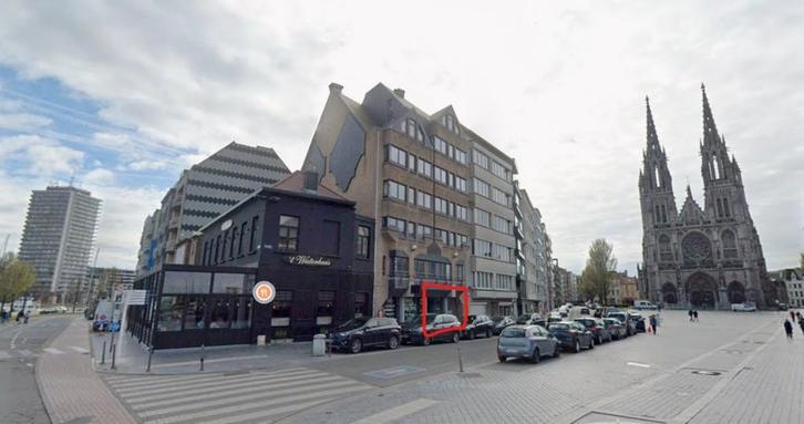 Handel te huur in Oostende, Sint-Petrus-en-Paulusplein 23, Immo, Appartements & Studios à louer, Ostende, 50 m² ou plus