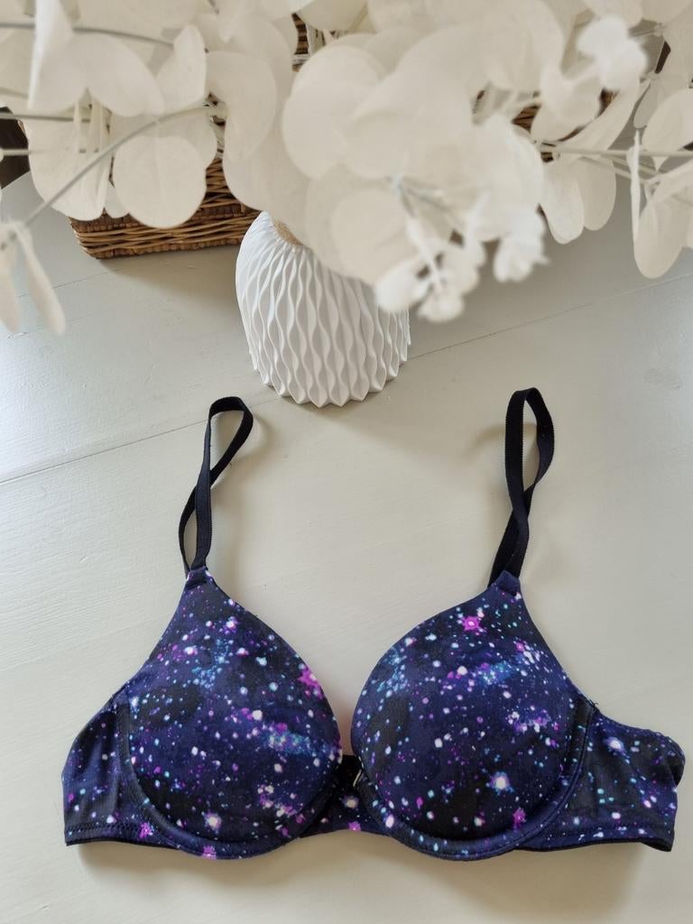 Push-up beugel BH Victoria's Secret/Pink 34A, Vêtements | Femmes, Sous-vêtements & Lingerie, Soutien-gorge, Violet, Enlèvement ou Envoi