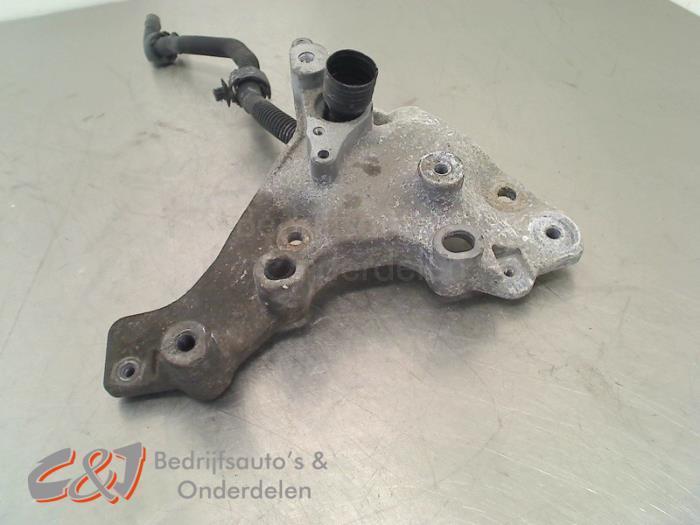 Versnellingsbak Steun van een Renault Trafic, Auto-onderdelen, Ophanging en Onderstel, Renault, Gebruikt, 3 maanden garantie, Ophalen of Verzenden