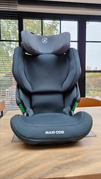 Maxi-Cosi Kore i-Size Autostoel met zetelbeschermer, Kinderen en Baby's, Autostoeltjes, Ophalen, Autogordel of Isofix, 15 t/m 36 kg
