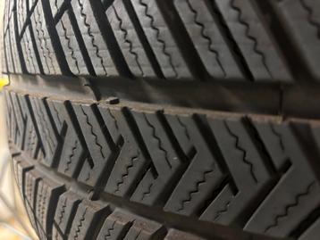 235/45 r20 winterband beschikbaar voor biedingen