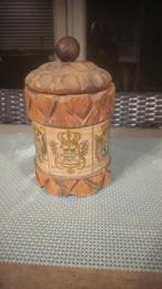 Mooie handgemaakte houten pot met wapenschilden, Antiek en Kunst, Curiosa en Brocante, Ophalen of Verzenden