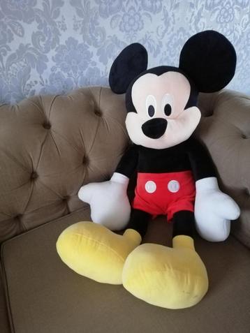 Grote Micky Mouse beer. Als nieuw. beschikbaar voor biedingen