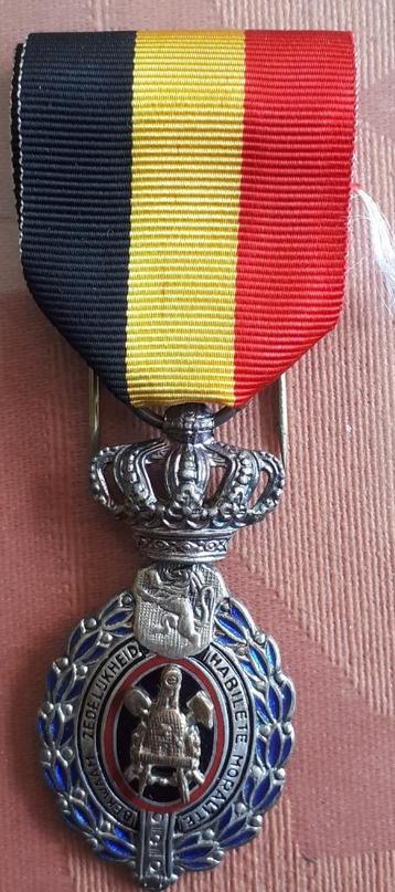 BELGIUM MEDAILLE ARBEID 2e klasse in casette diam. 4,5/2,5 c beschikbaar voor biedingen