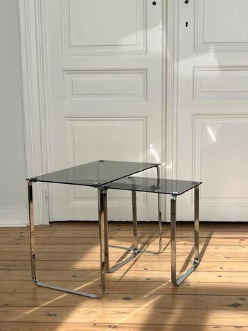 Pair of vintage nesting tables (1970) beschikbaar voor biedingen