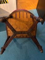 Fauteuil velours, Enlèvement