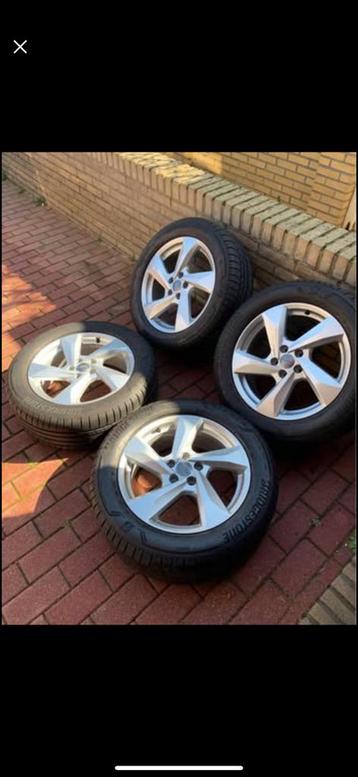 18 inch Audi Q3 F3 S Line velgen + Bridgestone zomer banden beschikbaar voor biedingen