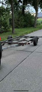 Aanhangwagen chassis met remmen 750 kg., Watersport en Boten, Boottrailers, Ophalen of Verzenden, Zo goed als nieuw