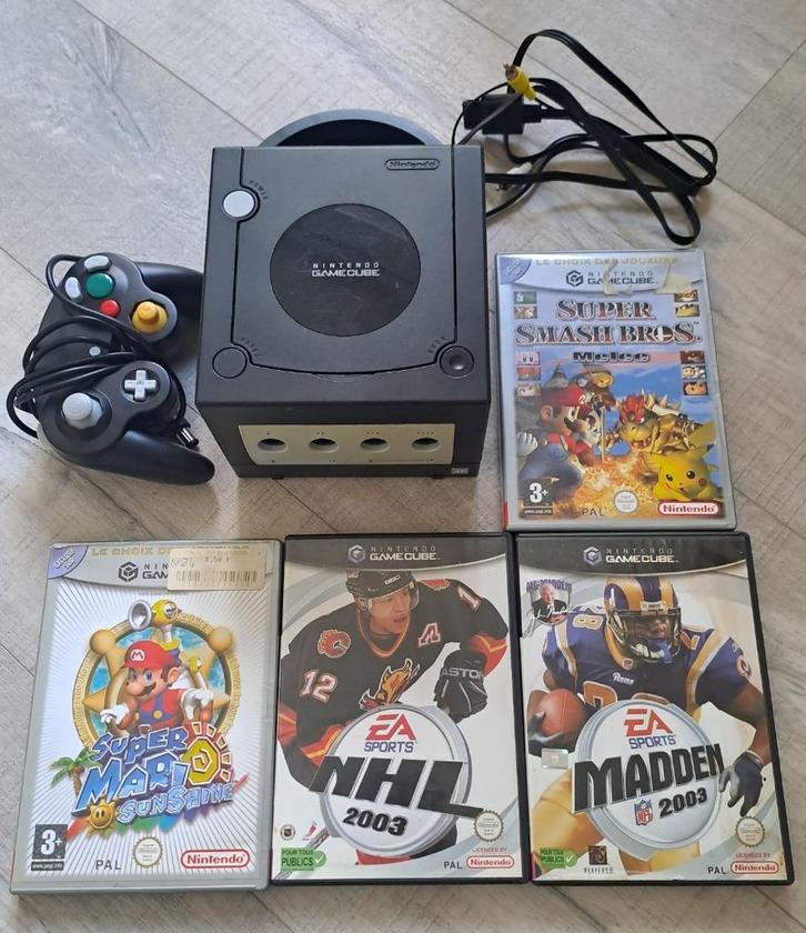 Gamecube lot, Games en Spelcomputers, Spelcomputers | Nintendo GameCube, Gebruikt, Zwart, Met 1 controller, Met games, Ophalen of Verzenden
