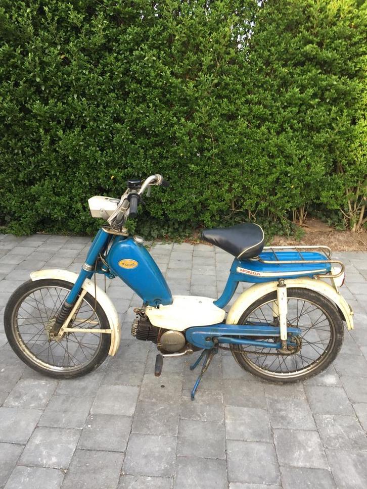 GEZOCHT: honda amigo novio pc50, Fietsen en Brommers, Brommers | Oldtimers, Ophalen
